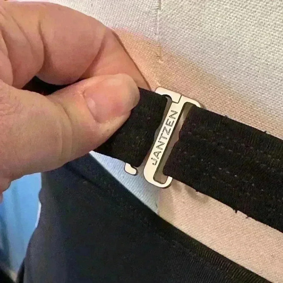 JANTZEN Swimsuit 1 Piece Ruffled Overlay. Removable Strap Black Size 8 - Picture 7 of 11